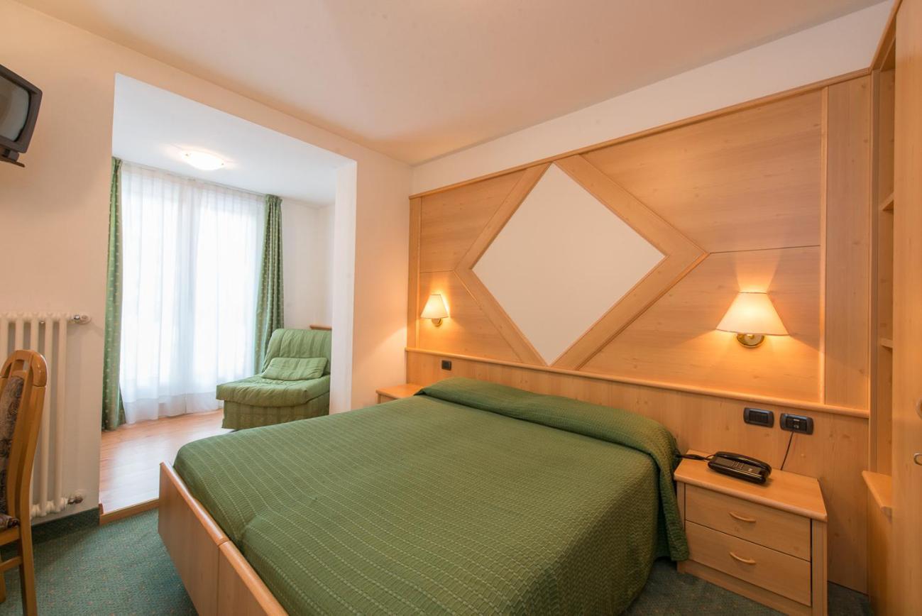 Hotel Italia Castello–Molina di Fiemme Kültér fotó