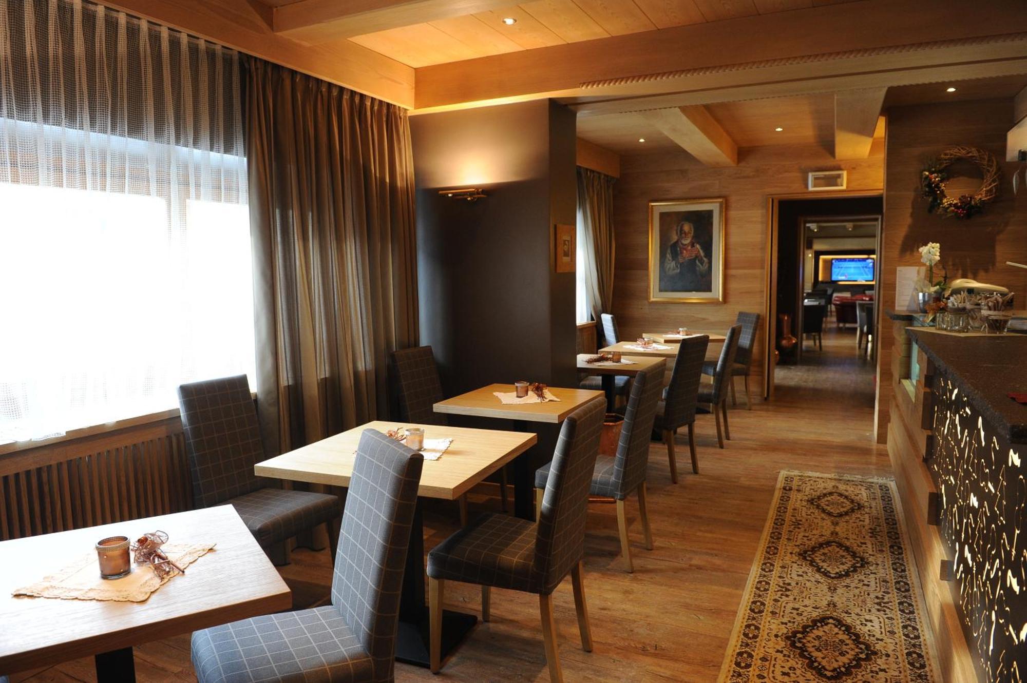 Hotel Italia Castello–Molina di Fiemme Kültér fotó